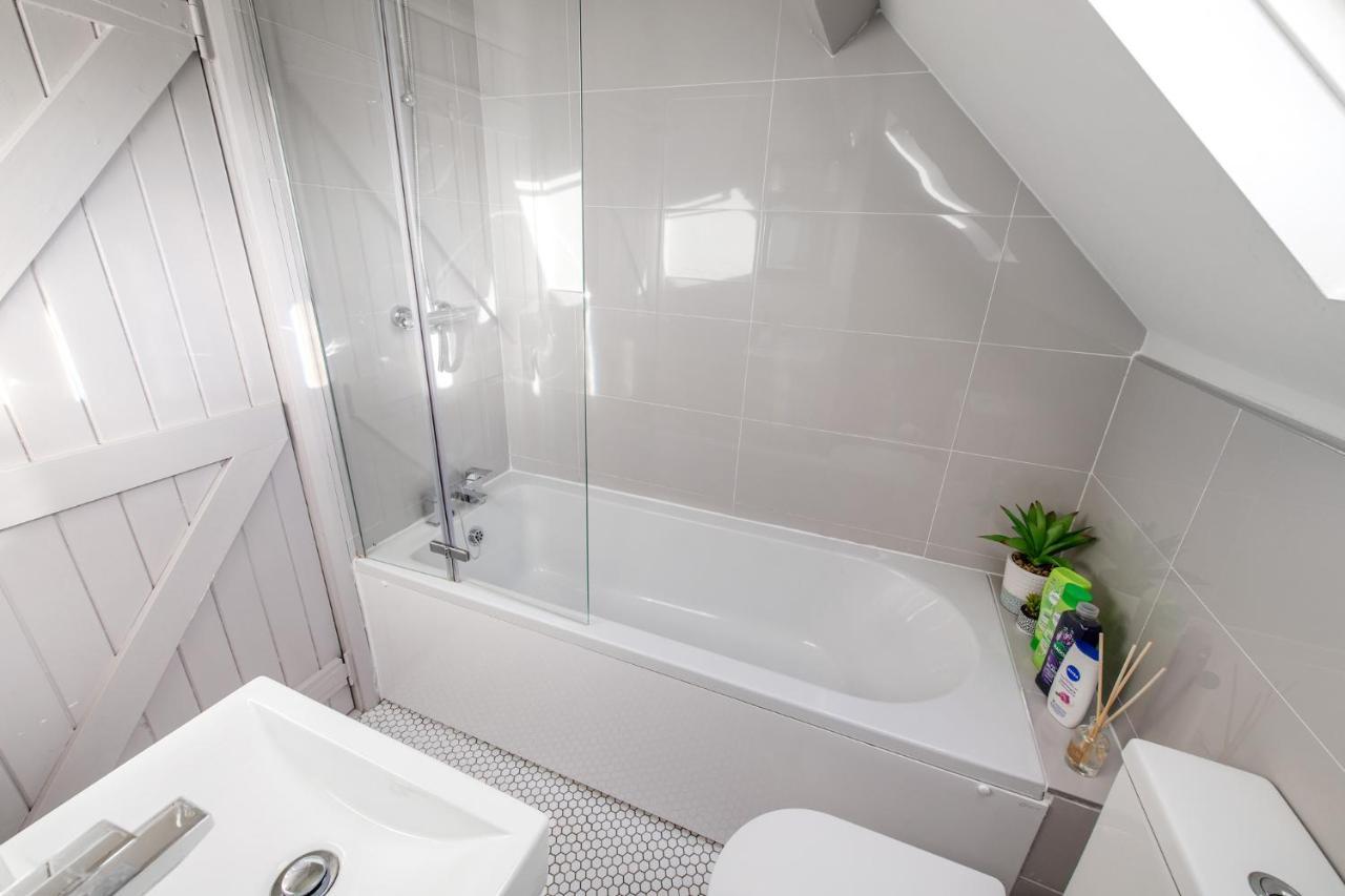 Beautiful 2 Bedroom Cottage In Oxton Oxton  Exterior photo